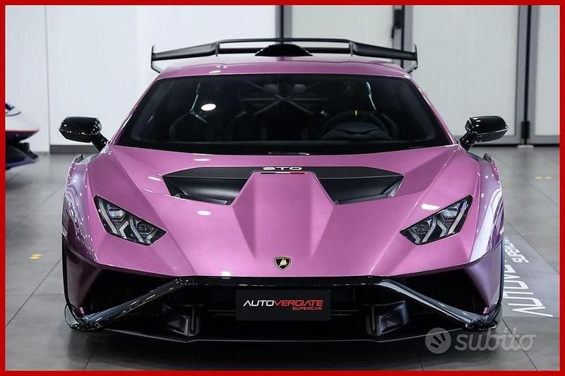 Usata Lamborghini Huracán 639 CV (469 kW) 2024 Viola Coupé