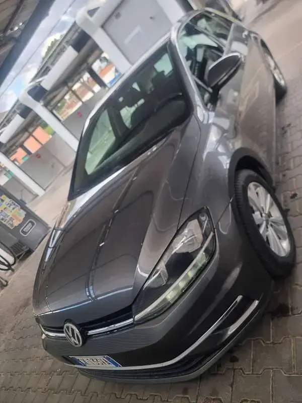 Usata VW Golf VII Business 116 CV (85 kW) 2018 Grigio Berlina