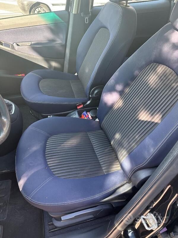 Usata Lancia Musa 75 CV (55 kW) 2008 Nero Monovolume