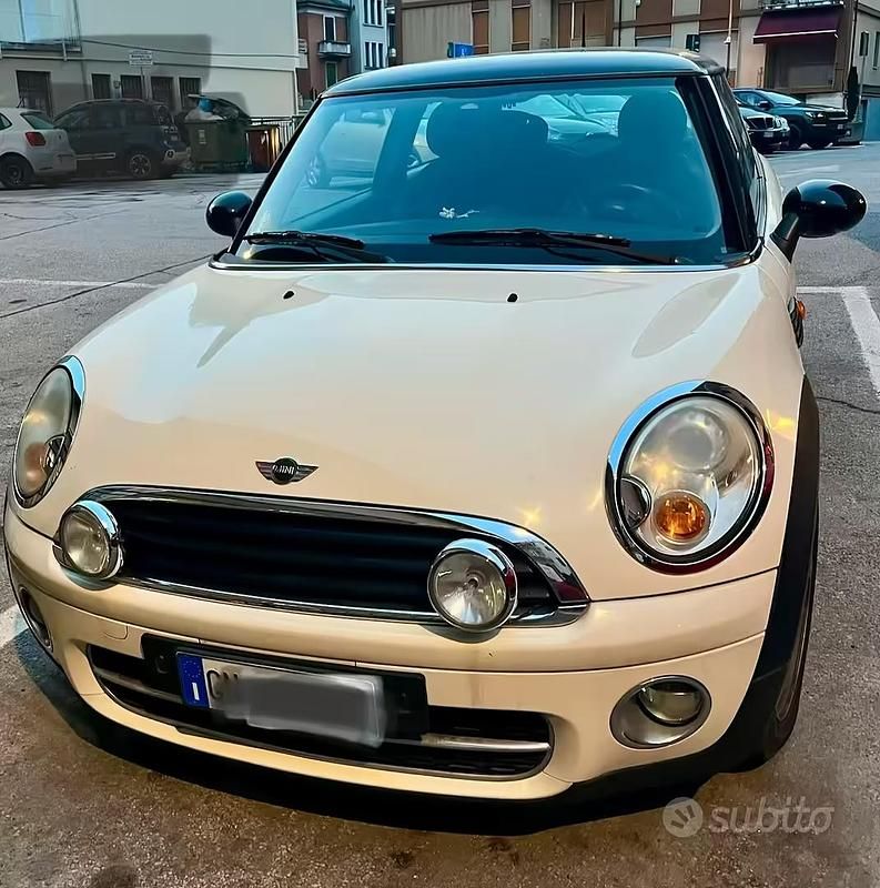 Usata Mini Cooper D 2008 Utilitaria
