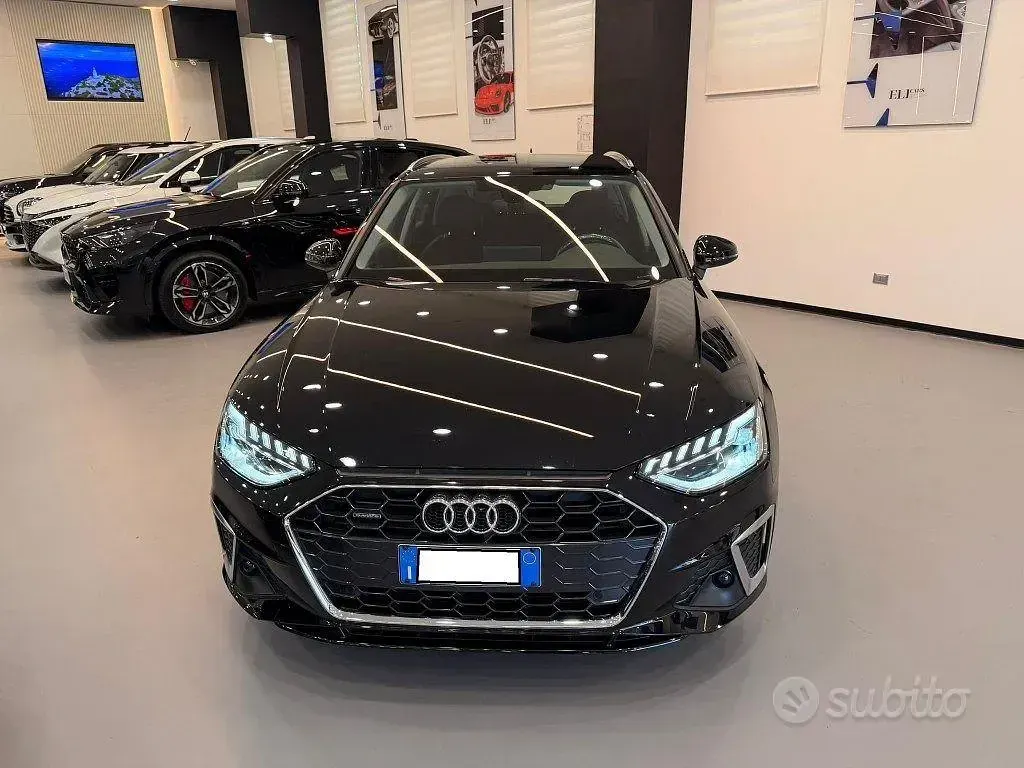 Gebraucht Audi A4 S-Line 204 PS (150 kW) 2024 Schwarz Limousine
