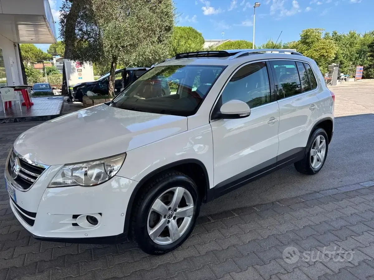 Usata VW Tiguan Sportline 150 CV (110 kW) 2010 Bianco SUV