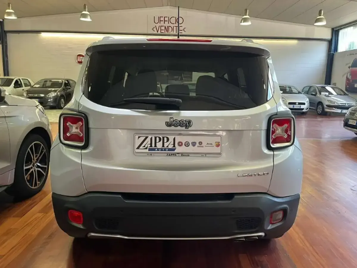 Usata Jeep Renegade Limited 120 CV (88 kW) 2018 Argento SUV