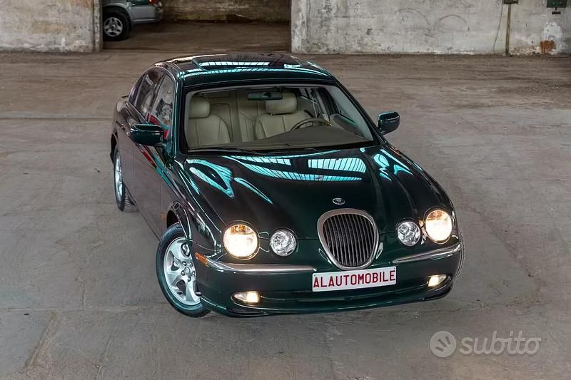 Usata Jaguar S-Type Executive 238 CV (175 kW) 2001 Verde Berlina