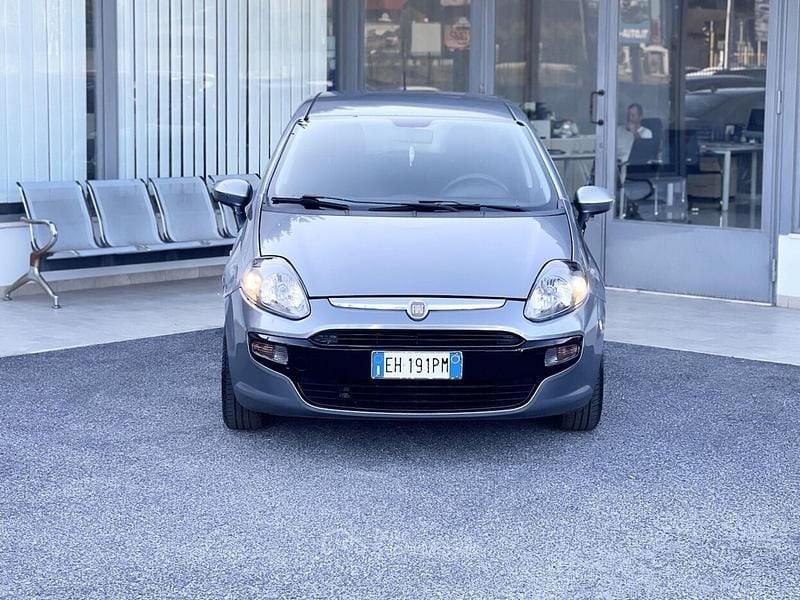 Usata Fiat Punto Evo 77 CV (56 kW) 2011 Argento Utilitaria