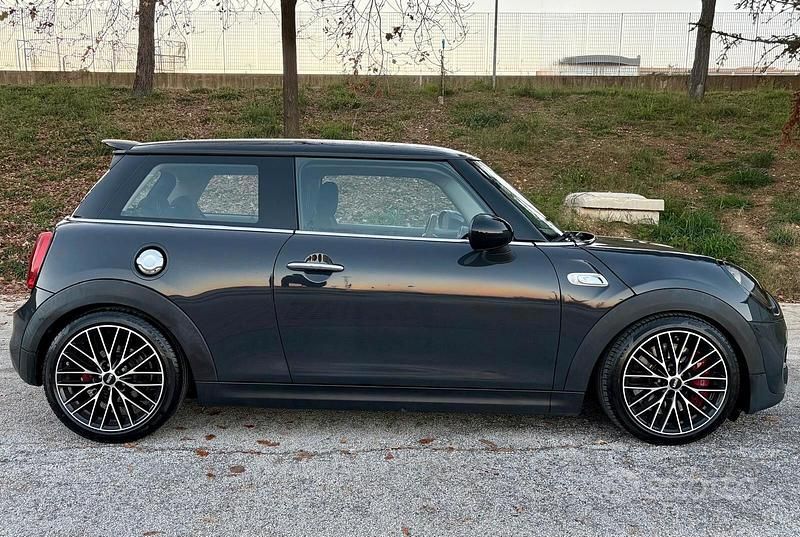 Usata Mini Cooper S 192 CV (141 kW) 2015 Grigio Utilitaria