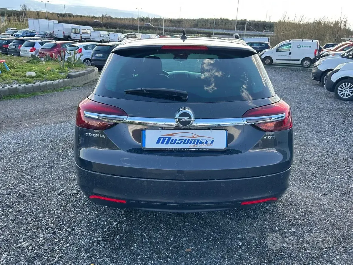 Usata Opel Insignia Cosmo 163 CV (119 kW) 2015 Grigio Station wagon