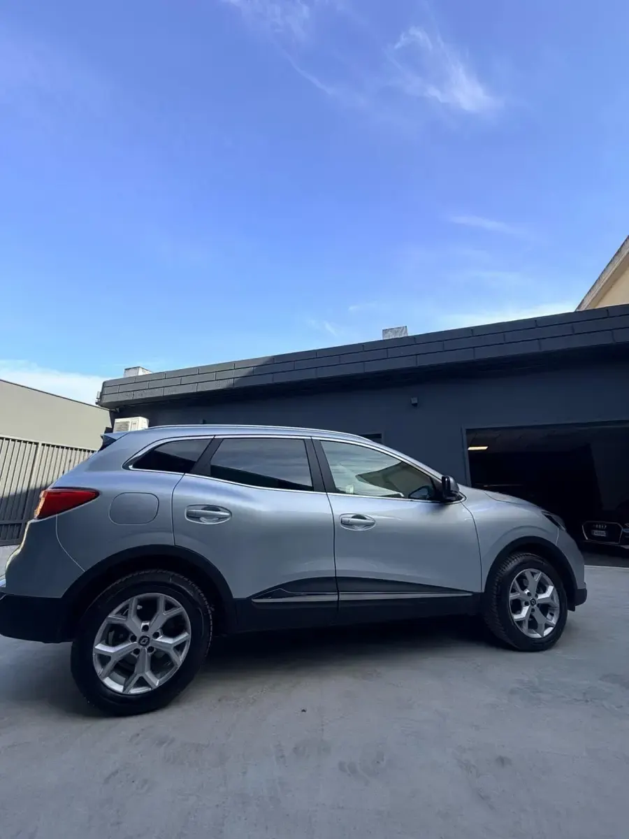 Usata Renault Kadjar Life 115 CV (84 kW) 2020 Argento SUV