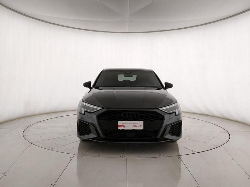 Usata Audi A3 S-Line 150 CV (110 kW) 2024 Grigio daytona perla Berlina