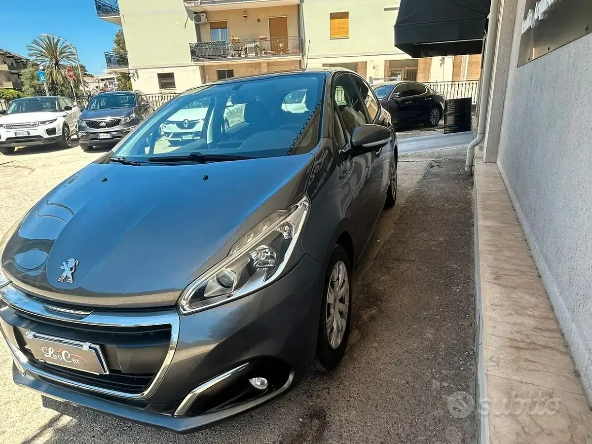 Occasion Peugeot 208 Allure 75 PK (55 kW) 2016 Bruin Hatchback