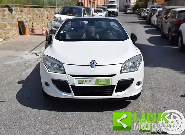 Usata Renault Mégane III 110 CV (80 kW) 2011 Bianco Utilitaria