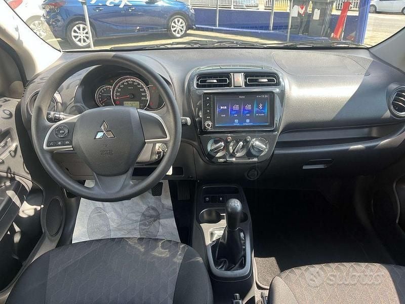 Usata Mitsubishi Space Star Invite 80 CV (58 kW) 2024 Bianco Utilitaria