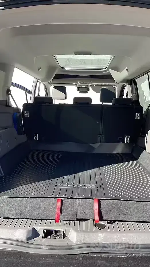 Usata Ford Tourneo Connect 120 CV (88 kW) 2020 Grigio Monovolume