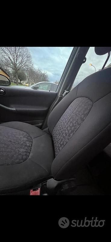 Usata Mercedes A140 2001 Grigio Berlina