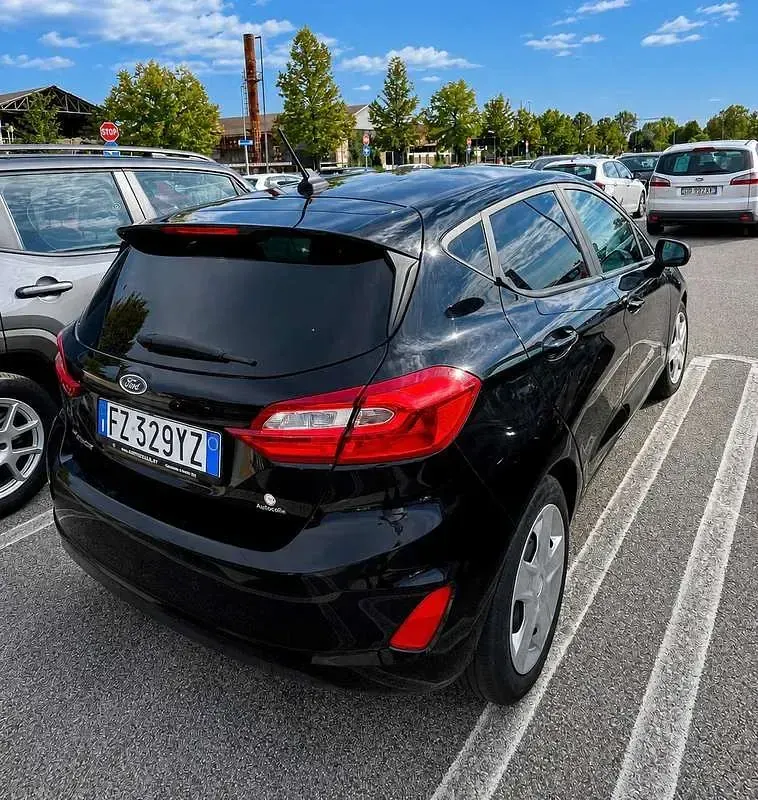 Usata Ford Fiesta S 75 CV (55 kW) 2020 Nero Utilitaria