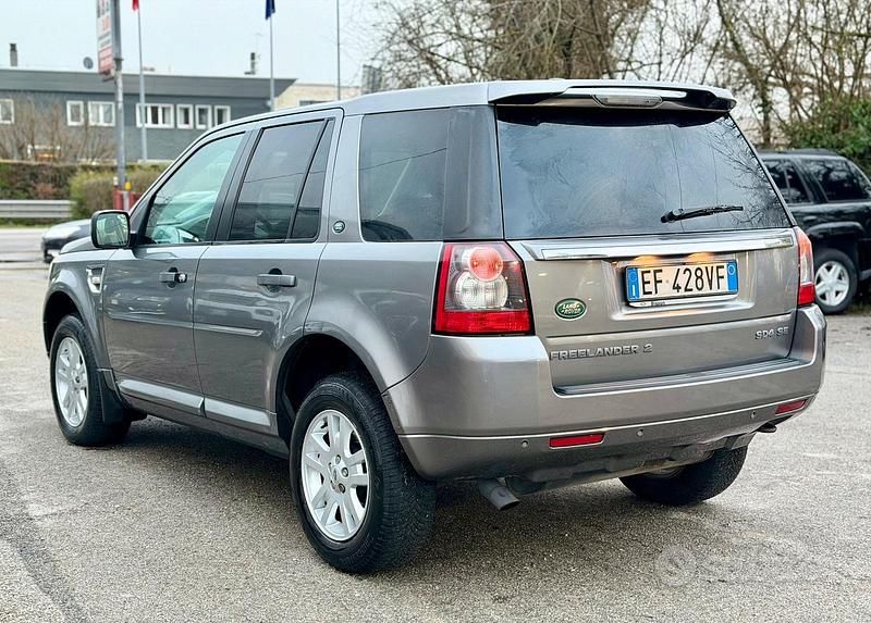 Usata Land Rover Freelander 2 HSE 190 CV (139 kW) 2010 Grigio SUV