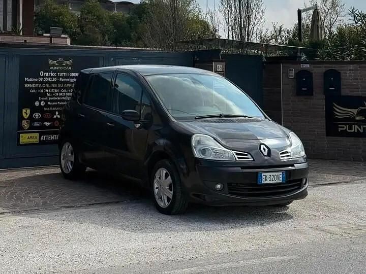 Usata Renault Modus 100 CV (73 kW) 2011 Nero Monovolume