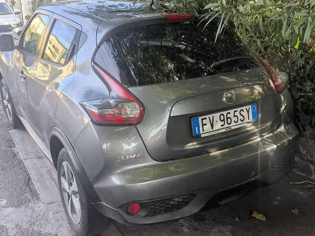 Usata Nissan Juke Acenta 116 CV (85 kW) 2019 Grigio SUV