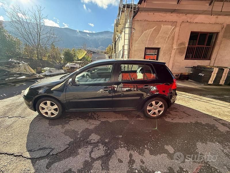 Usata VW Golf IV 75 CV (55 kW) 2006 Nero Berlina
