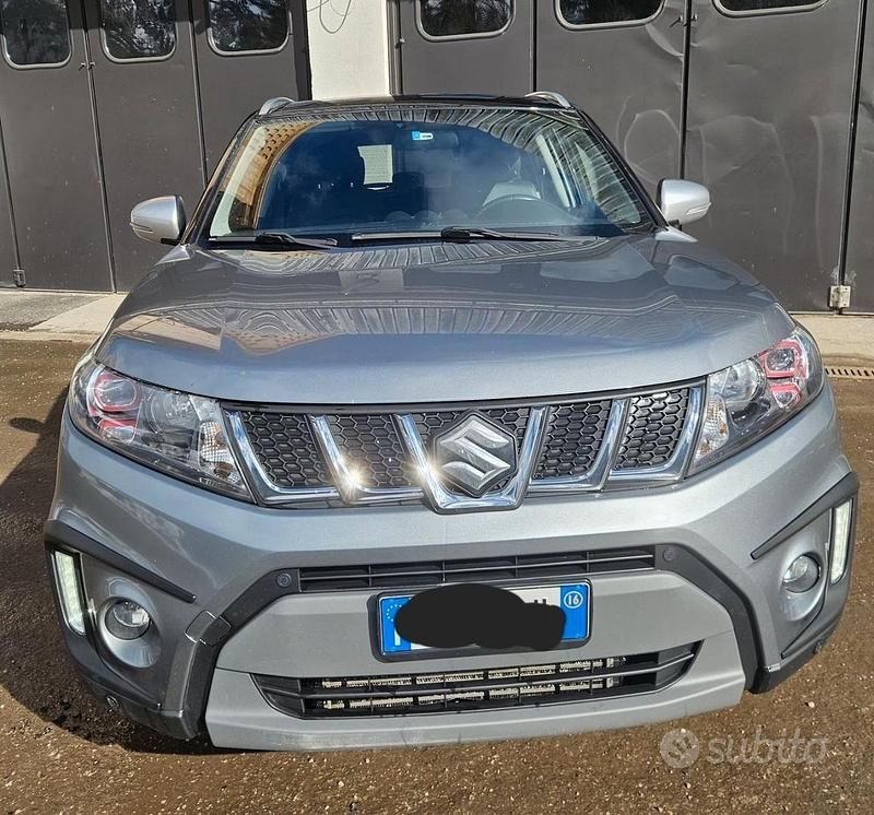 Usata Suzuki Vitara 140 CV (102 kW) 2016 Grigio SUV