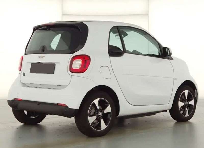 Usata Smart ForTwo Electric Drive Passion 60 kW (82 CV) 2020 Bianco Berlina
