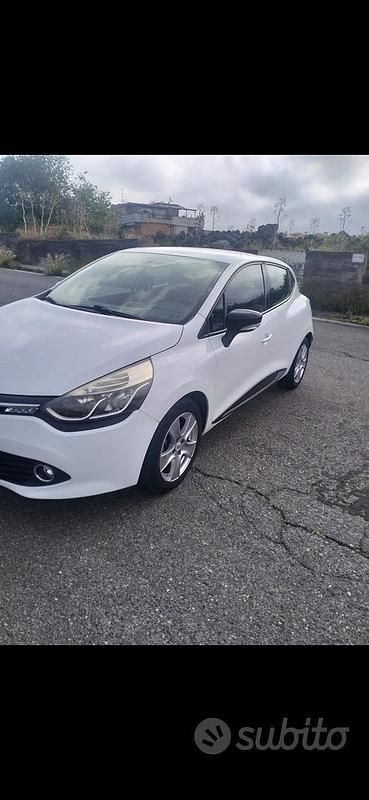 Usata Renault Clio IV 75 CV (55 kW) 2013 Bianco Berlina