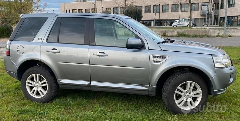 Usata Land Rover Freelander 2 150 CV (110 kW) 2013 Grigio SUV