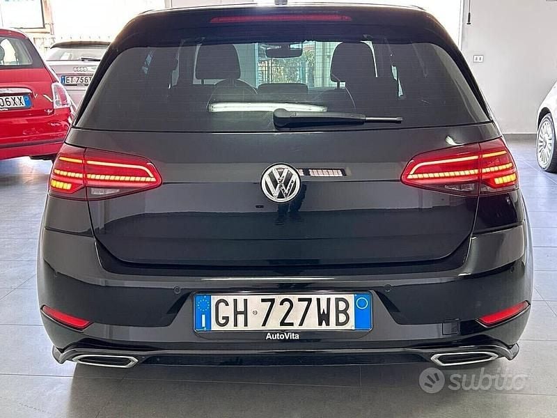Begagnad VW Golf VII Sport 150 HK (110 kW) 2019 Svart Sedan