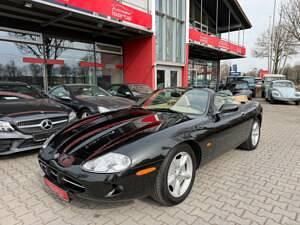 Usata Jaguar XK8 294 CV (216 kW) 1997 Nero Cabrio