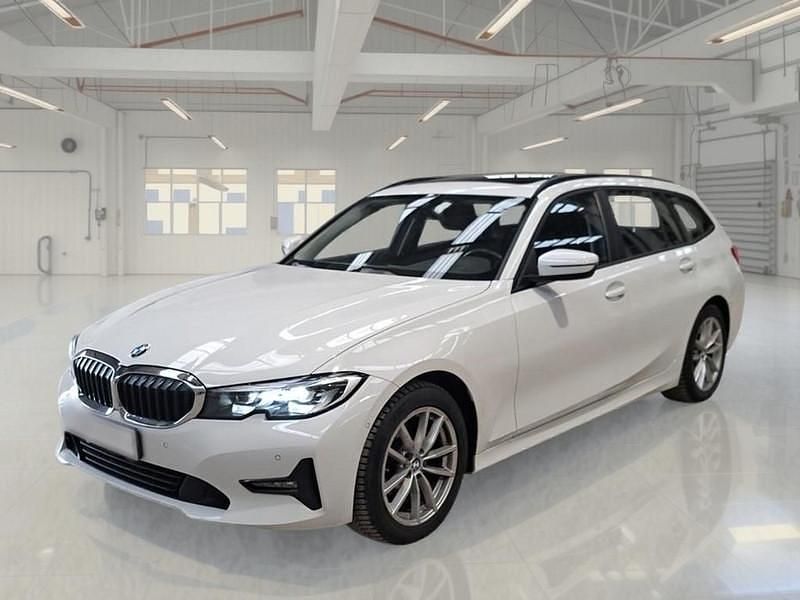 Usata BMW 318 Advantage 150 CV (110 kW) 2022 Bianco Station wagon