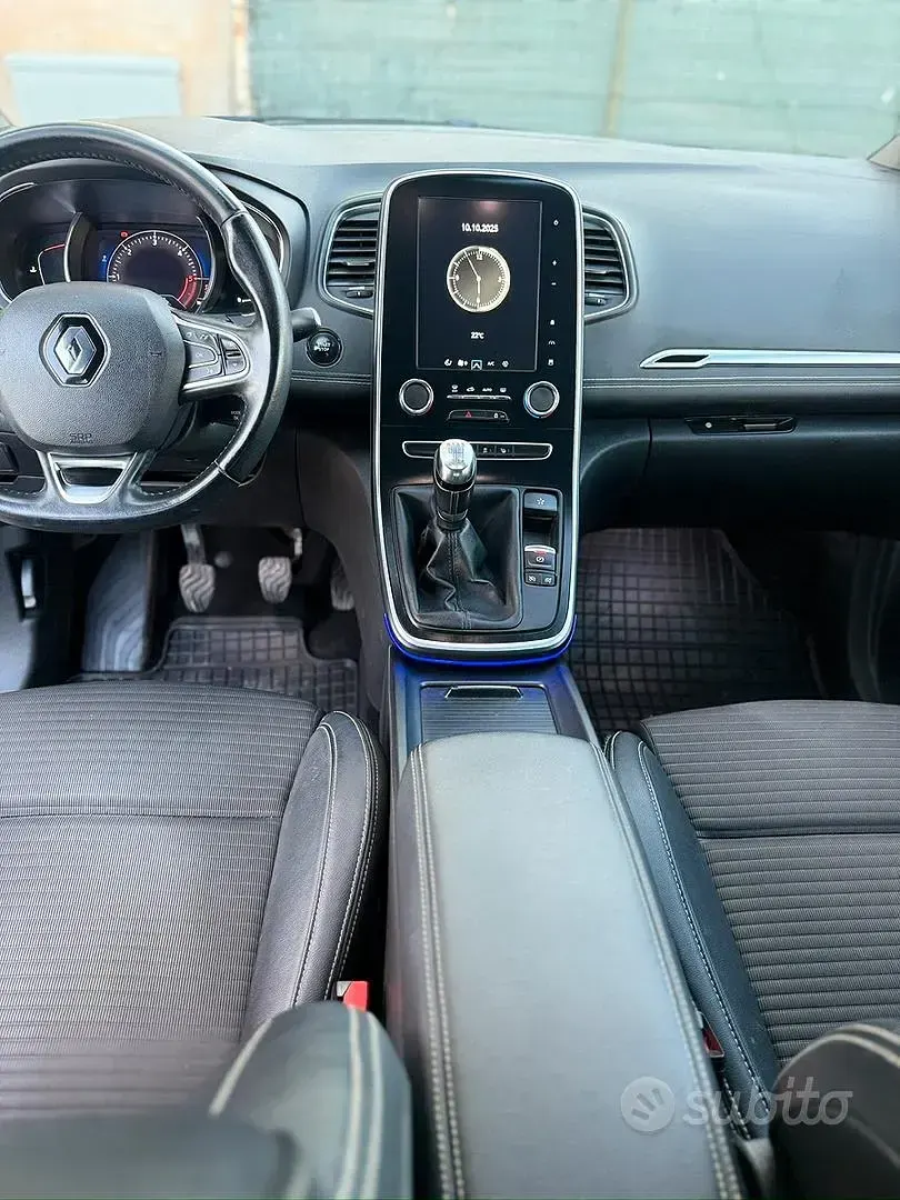 Usata Renault Scénic IV 120 CV (88 kW) 2019 Bianco Monovolume