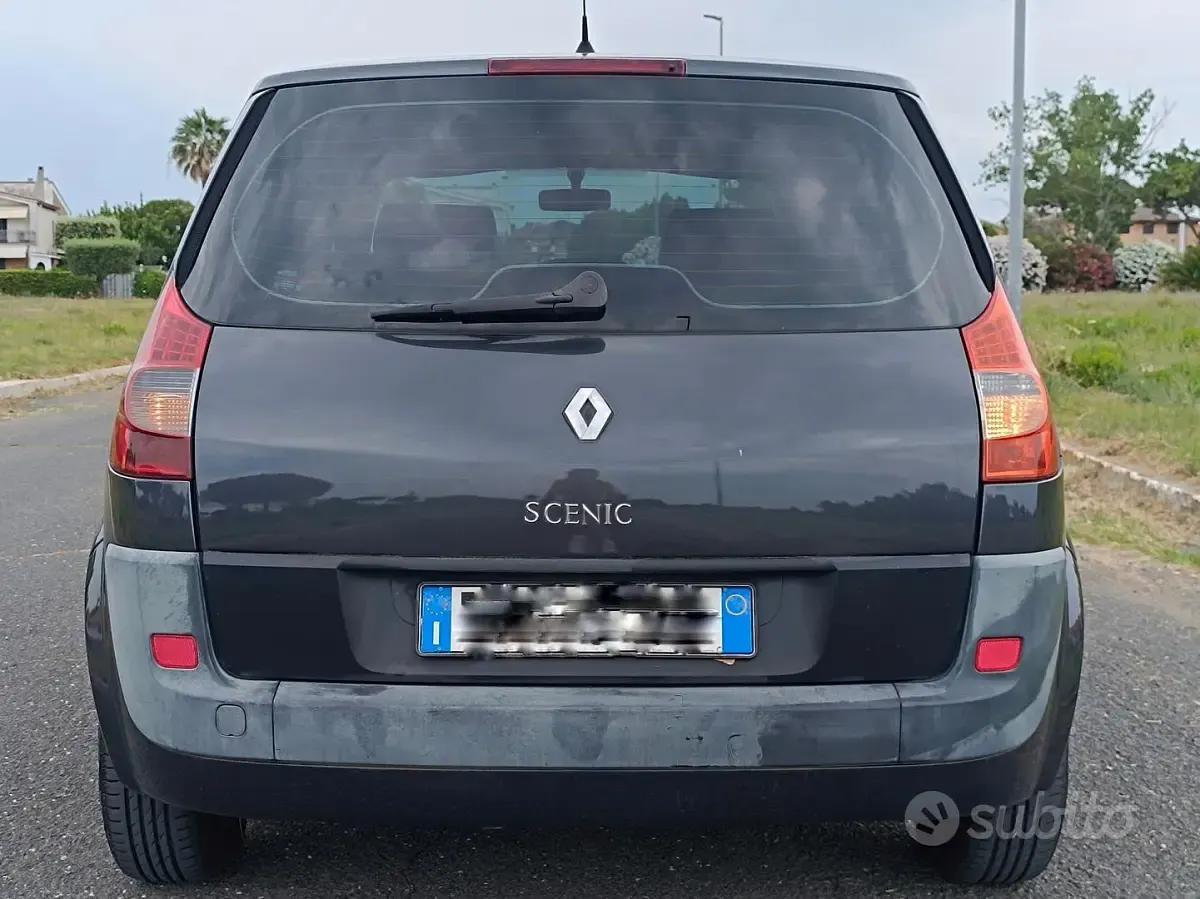Usata Renault Scenic E-Tech 85 CV (62 kW) 2008 Grigio Monovolume