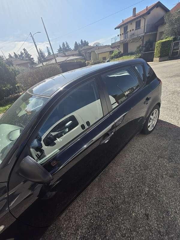 Usata Kia Ceed EX 109 CV (80 kW) 2007 Utilitaria