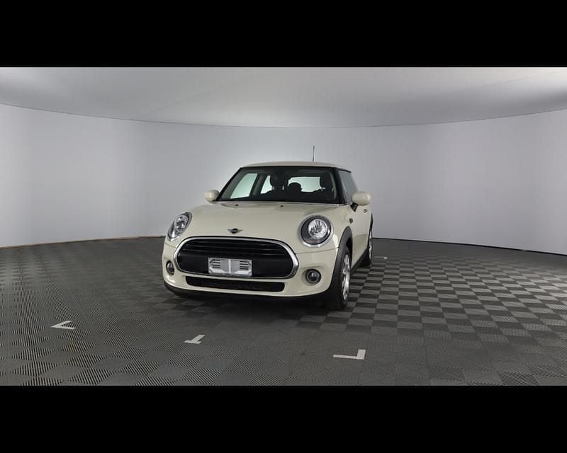 Usata Mini ONE 75 CV (55 kW) 2021 Bianco / pastello Utilitaria