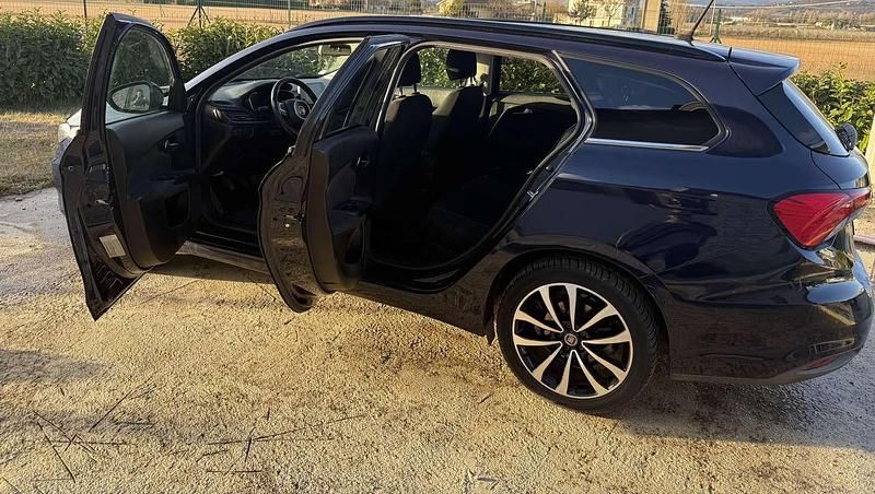 Usata Fiat Tipo Lounge 95 CV (69 kW) 2016 Station wagon