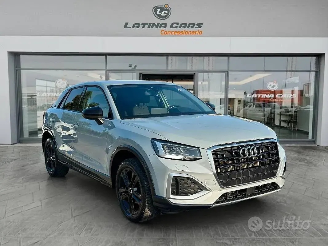 Usata Audi Q2 Admired 150 CV (110 kW) 2024 Grigio SUV