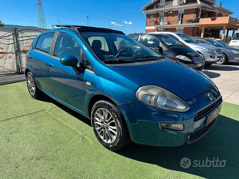 Usata Fiat Punto Sport 75 CV (55 kW) 2013 Blu Berlina