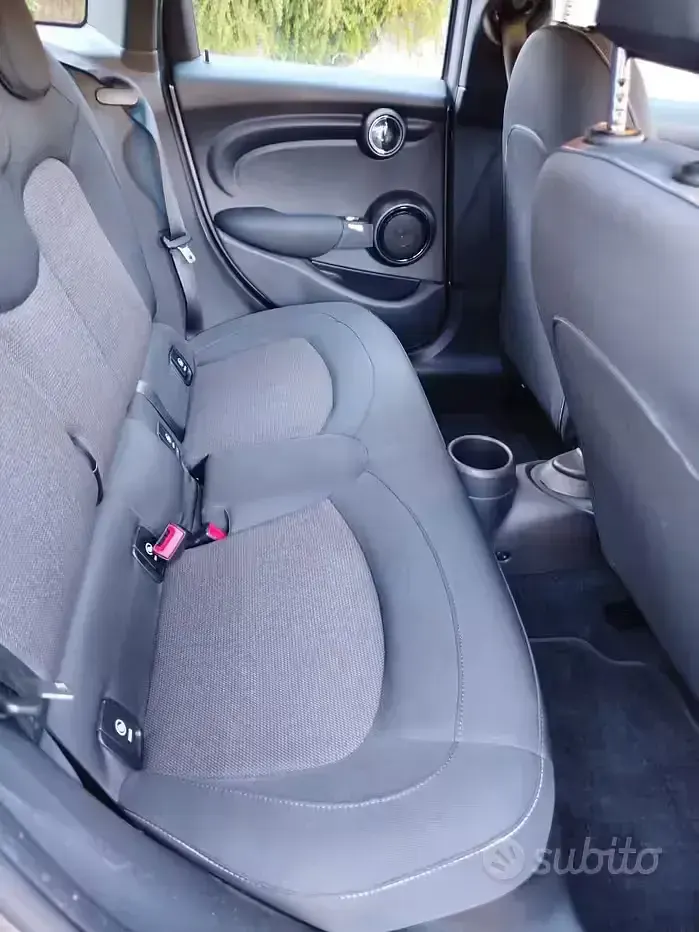 Usata Mini Cooper Hype 136 CV (100 kW) 2019 Grigio Utilitaria