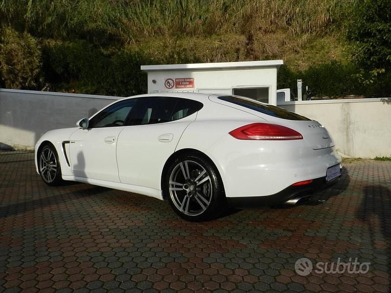 Usata Porsche Panamera 250 CV (183 kW) 2013 Bianco Berlina