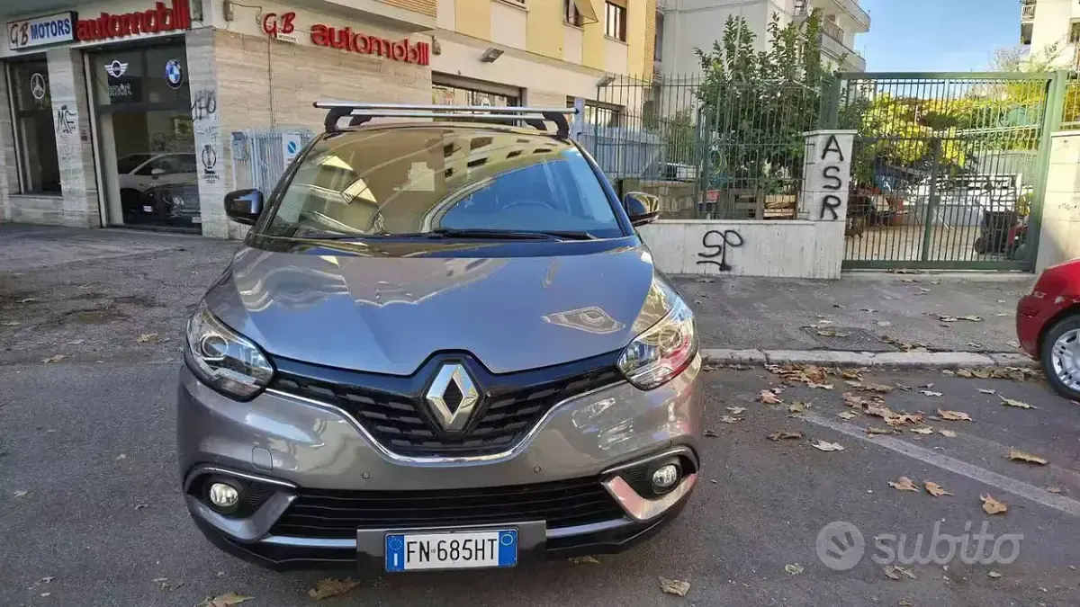 Usata Renault Scénic IV 110 CV (80 kW) 2018 Grigio Monovolume