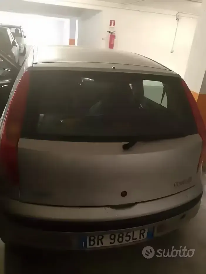 Usata Fiat Punto 80 CV (58 kW) 2002 Grigio Utilitaria