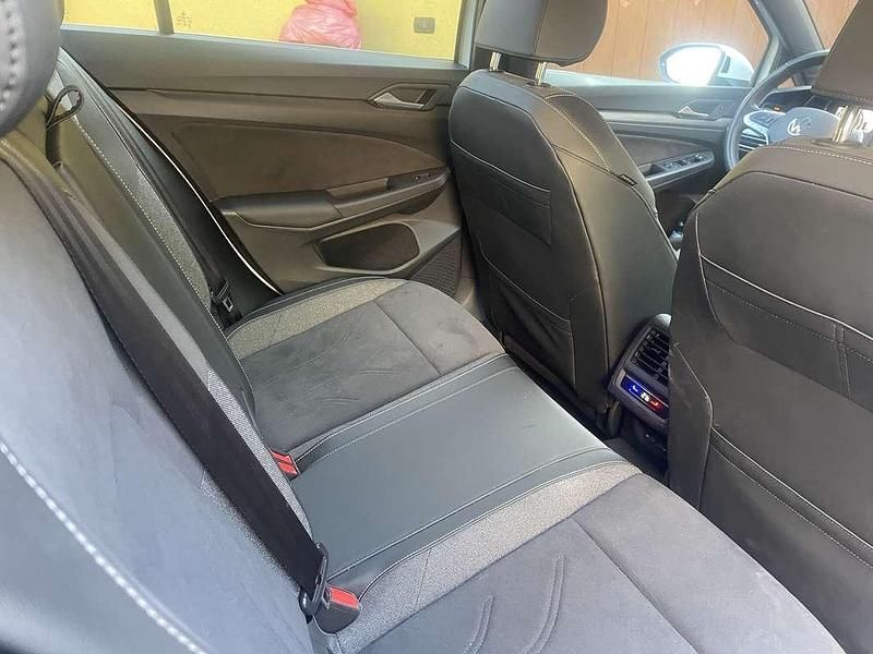 Usata VW Golf VIII 116 CV (85 kW) 2024 Bianco Berlina