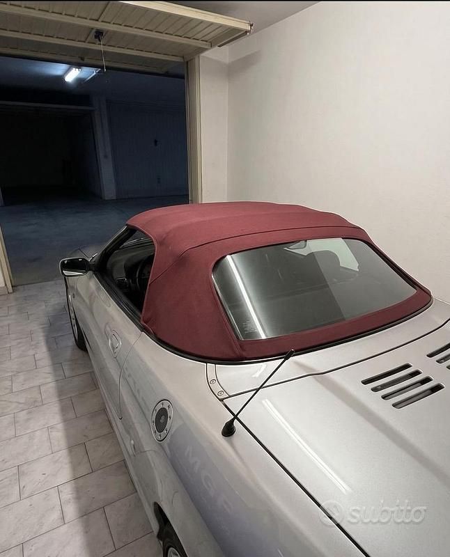 Usata MG TF 116 CV (85 kW) 2004 Grigio Cabrio