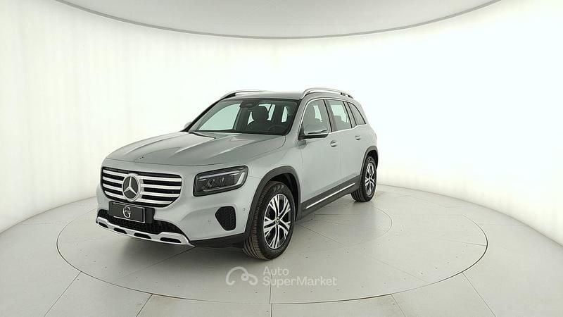 Usata Mercedes GLB180 Advanced 116 CV (85 kW) 2025 Argento hightech SUV