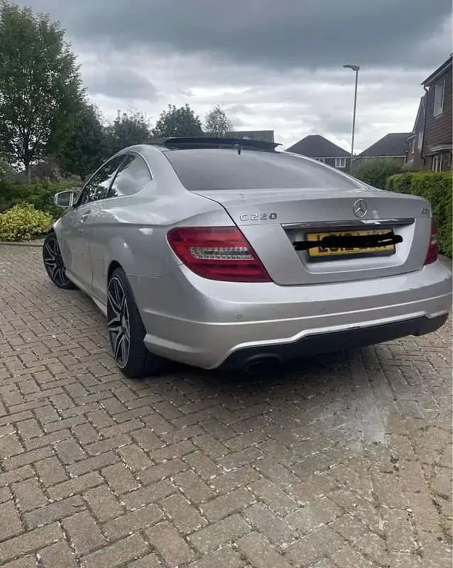 Usata Mercedes C220 Elegance 150 CV (110 kW) 2012 Berlina