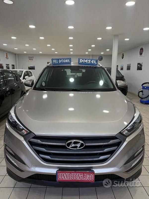 Usata Hyundai Tucson 116 CV (85 kW) 2018 Marrone SUV