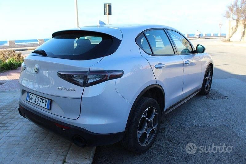 Usata Alfa Romeo Stelvio Sprint 160 CV (117 kW) 2023 Grigio SUV
