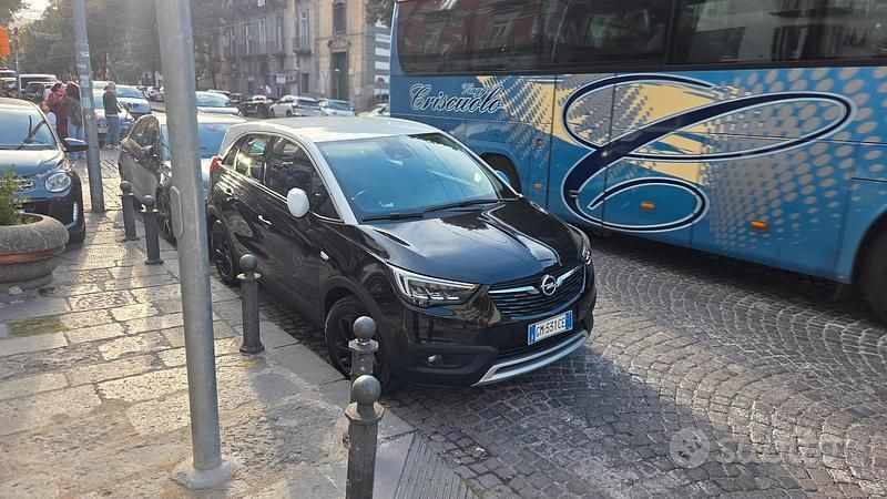 Usata Opel Crossland 2019 Nero SUV