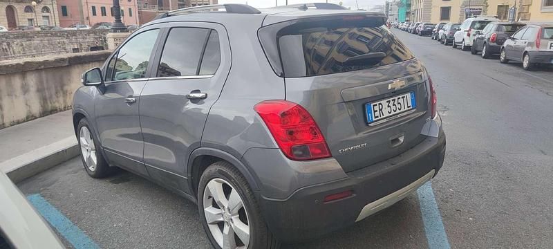 Usata Chevrolet Trax LTZ 131 CV (96 kW) 2013 Argento SUV