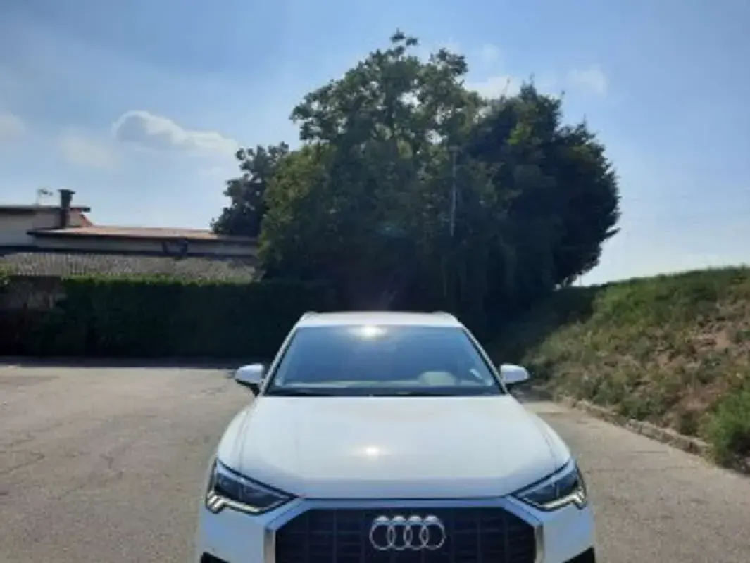 Usata Audi Q3 Business 150 CV (110 kW) 2019 Bianco SUV